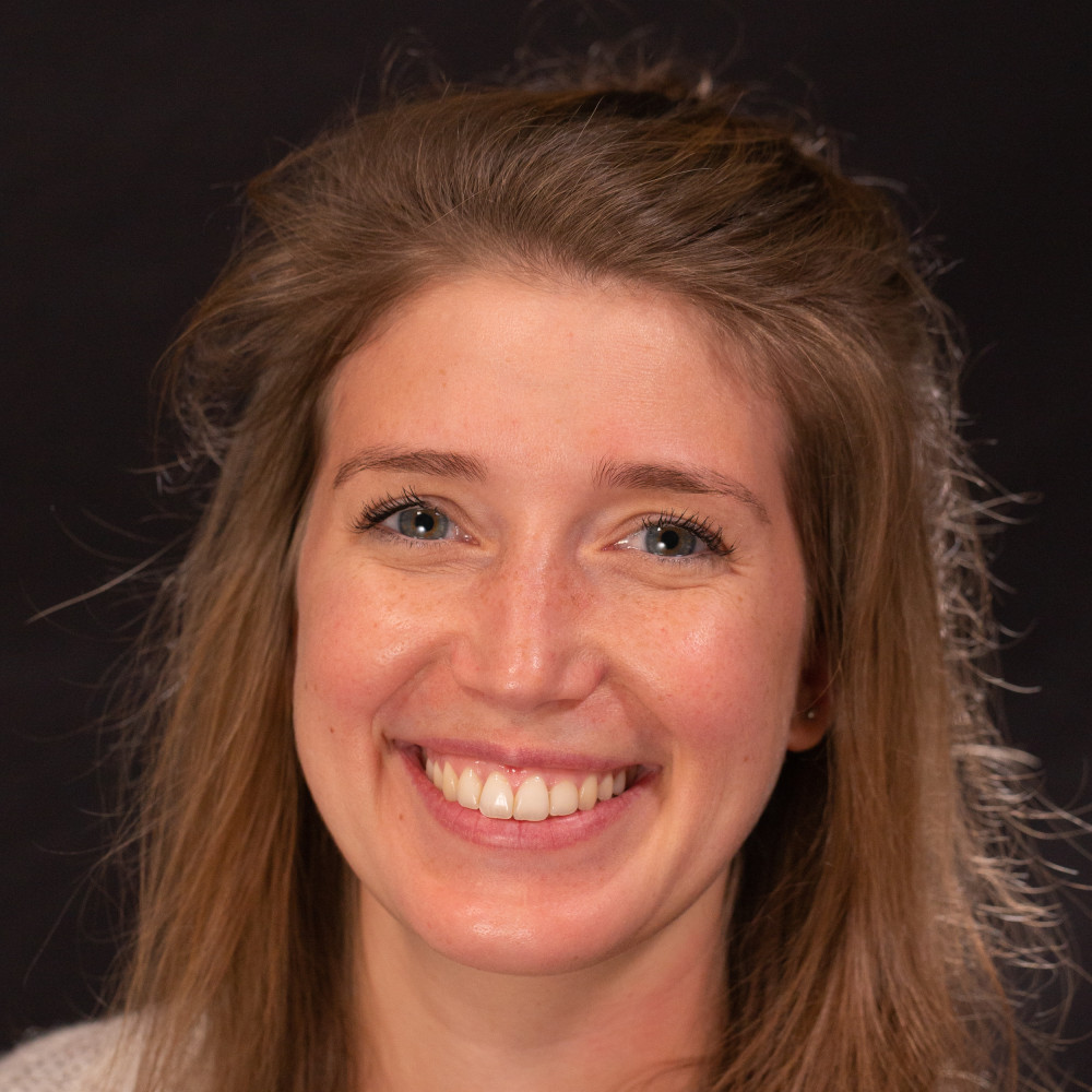 Dr Annelies Valcke