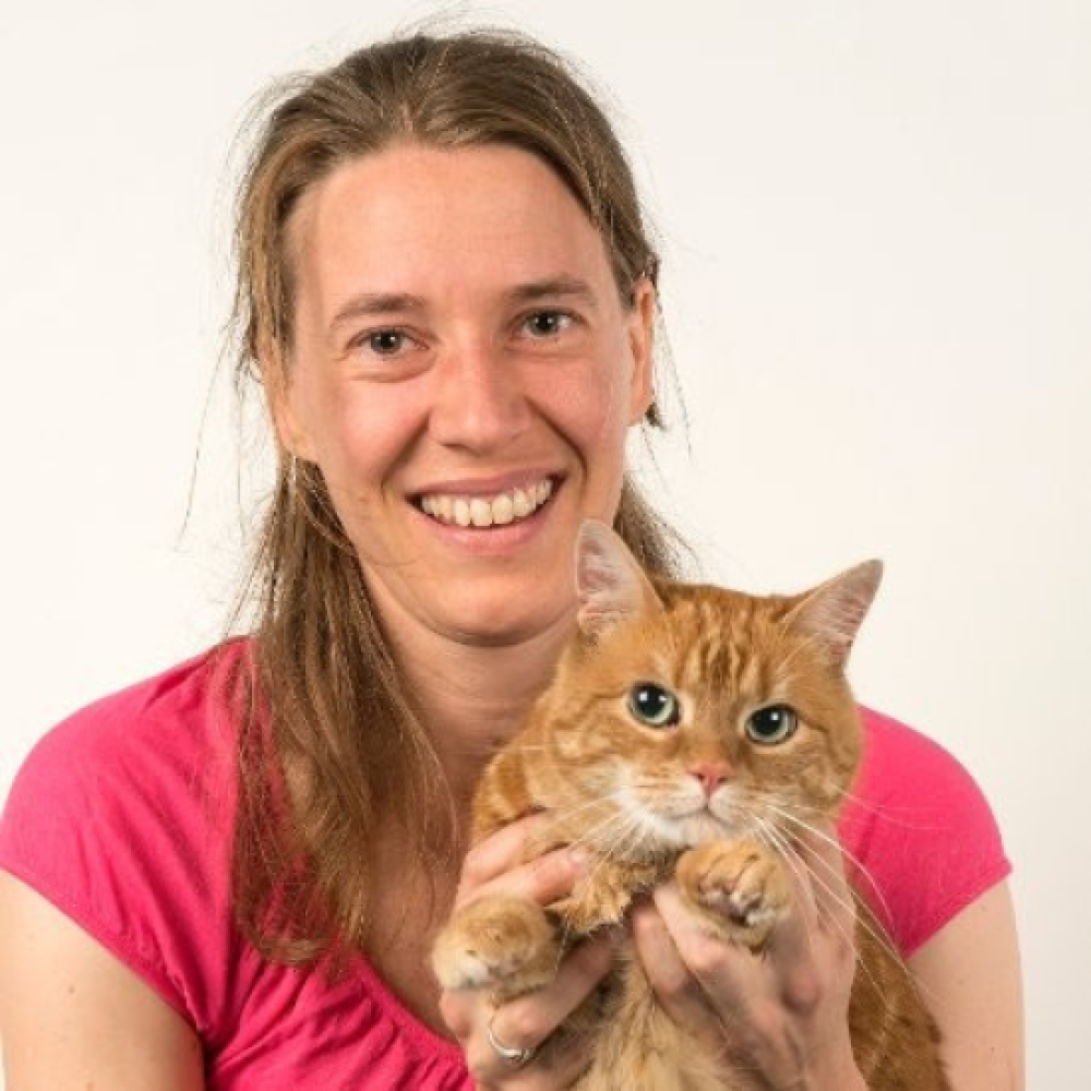 Dr Marieke Van der Kooij